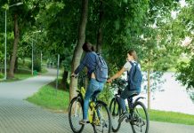 Zašto (ne) bicikliraš? biking-1721469_1920