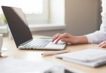 Projekat e-papir: Iz fotelje do potrebne dokumentacije pexels-photo-461077