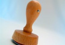 Odlazi li pečat u istoriju? fakture