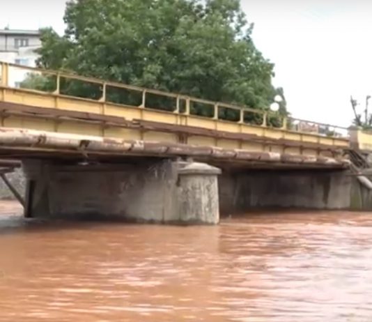 Korektivni radovi na Crnici u Paraćinu
