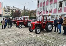 GO Lazarevac uručila ključeve 13 novih traktora poljoprivrednim proizvođačima