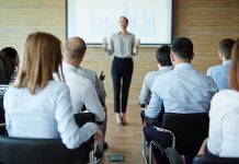 Predstavnici lokalne samouprave u poseti Nacionalnoj akademiji za javnu upravu NAJU sertifikati