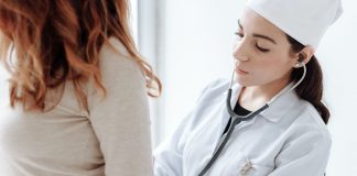 Zdravstveni e-kartoni stižu u Srbiju: pilot u tri grada, u celoj zemlji u naredna dva meseca Program digitalizacije u zdravstvenom sistemu