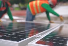 Pirot: Ekonomska škola energetski efikasnija uz solarnu elektranu Stavljanje solarnih panela