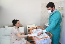 Beograd: Prvim bebama u 2023. godini po 300.000 dinara