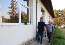 Kragujevac: Nova stolarija i kotao za grejanje za đake u Resniku škola resnik exterijer