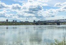 Grad Pančevo jedini naplaćuje ovu taksu Foto ilustracija, Pančevački most pexels borishamer