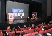 Održana tribina o bezbednosti mladih na internetu