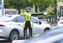 Šenžen testira robota saobraćajca: „humanoid“ na raskrsnici reguliše saobraćaj i upozorava prekršioce