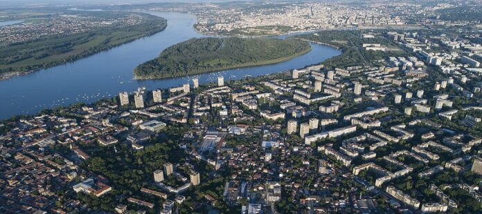 Veliko-ratno-ostrvo-i-Zemun-snimak-iz-drona