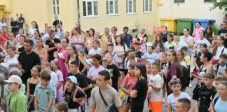 Ruma poslala 75 mališana na besplatno letovanje: Za mnoge prvi odlazak na more